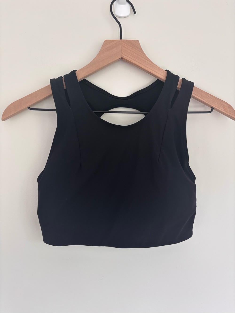 Lululemon Strong Front Bra Medium Support Black 6 B/C